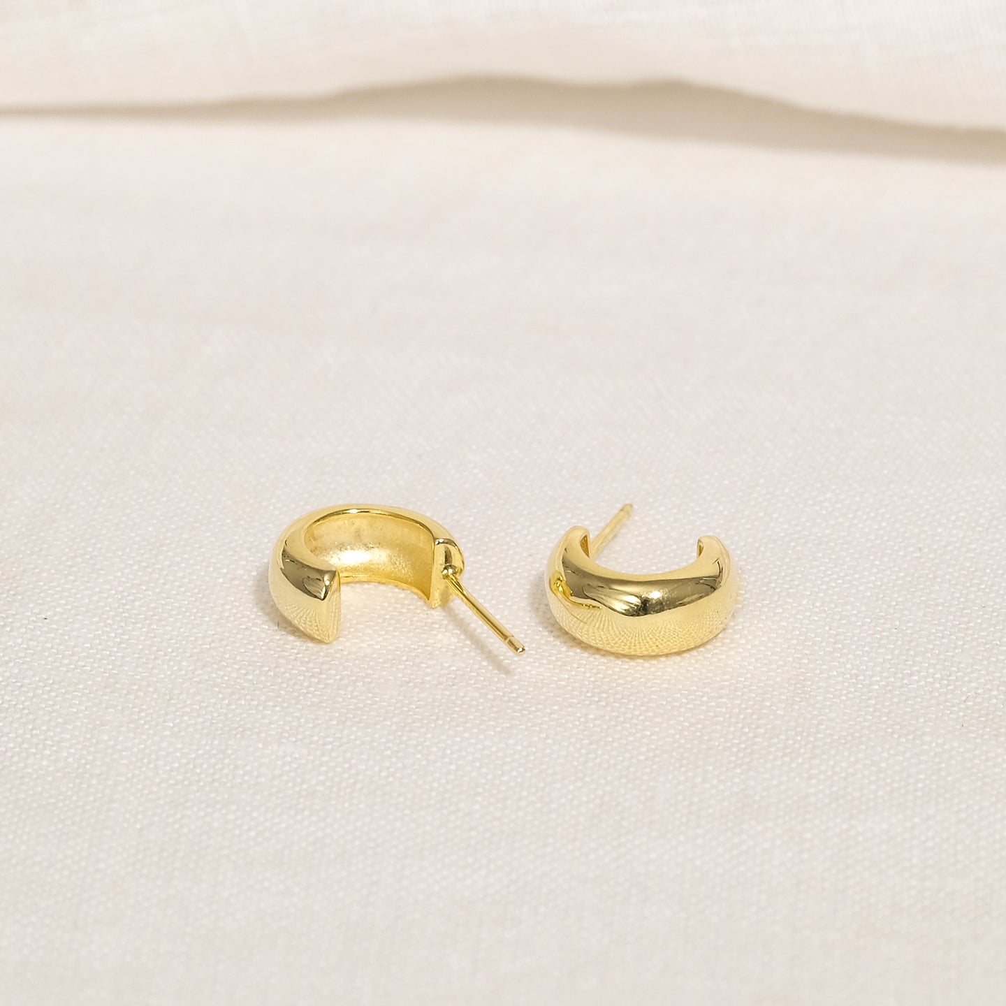products/gimma-earrings-18k-gold-vermeil-2.jpg