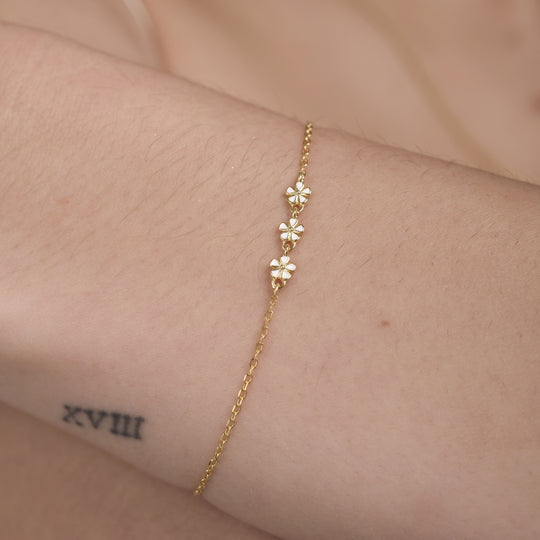 Daza Teeny-Tiny Enamel Bracelet (18K Gold Vermeil, White)