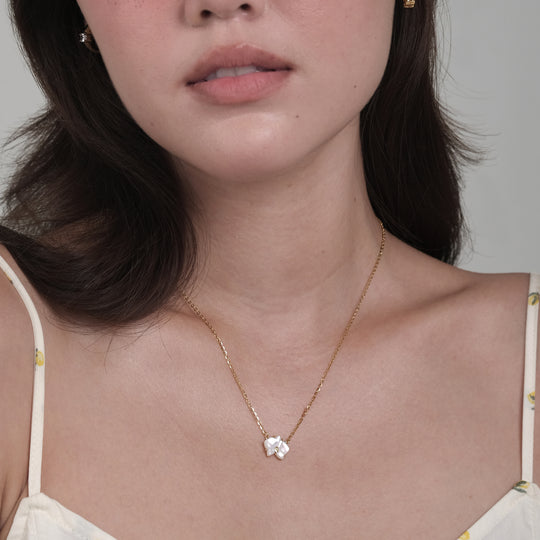 Orcha Mother of Pearl Necklace (18K Gold Vermeil)
