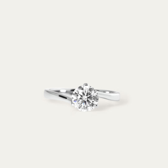 Andra 1.0ct Moissanite Ring (925 Sterling Silver, Size 5)