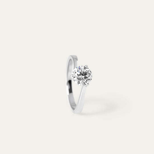 Andra 1.0ct Moissanite Ring (925 Sterling Silver, Size 4)