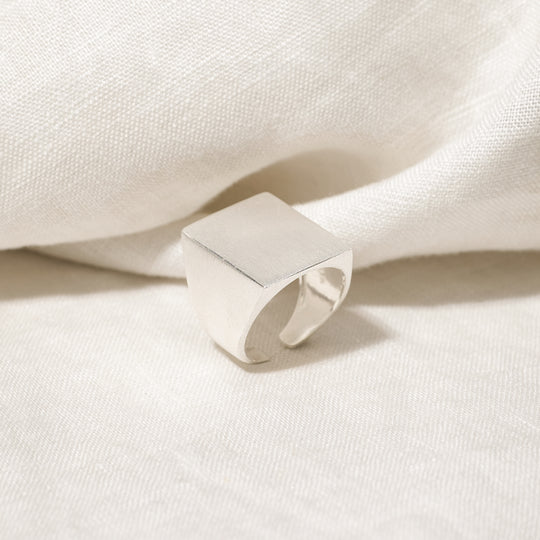 Eff Ring (925 Sterling Silver)