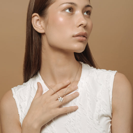 Falora 0.50ct Moissanite Necklace (925 Sterling Silver)