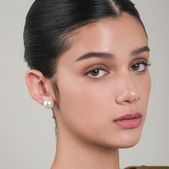 Lese Pearl Studs (18K Gold Brass, Ivory)