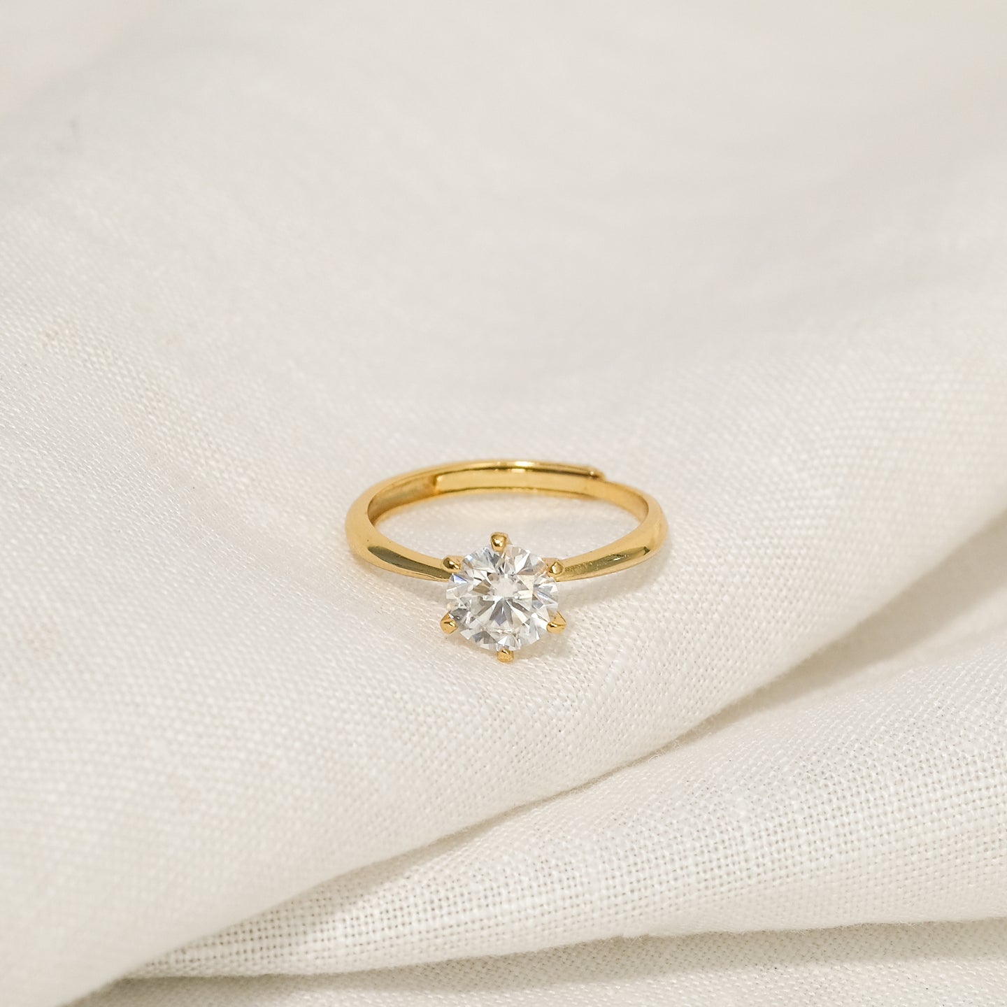 files/neta-1-0ct-moissanite-ring-18k-gold-vermeil-1.jpg