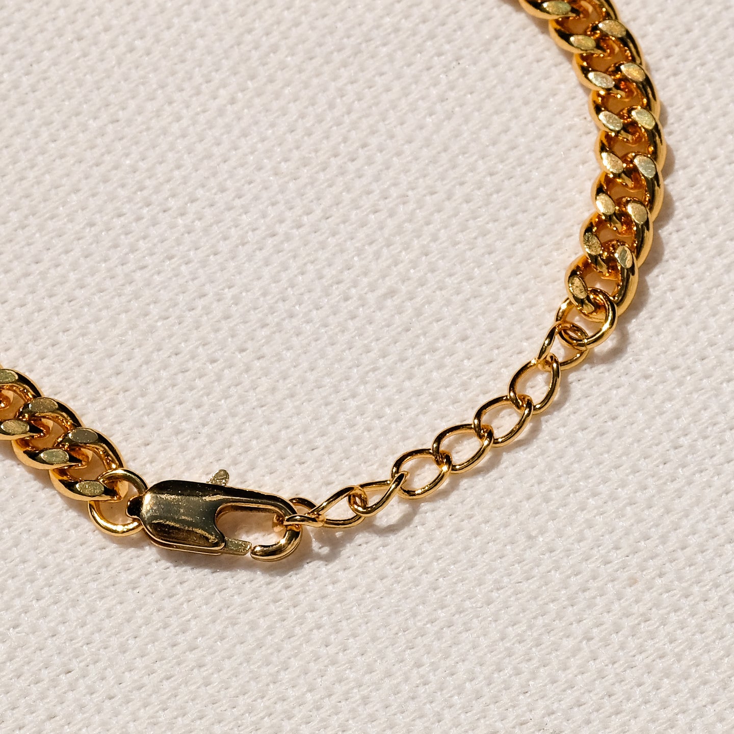 products/eva-forest-cz-bracelet-18k-gold-brass-3.jpg