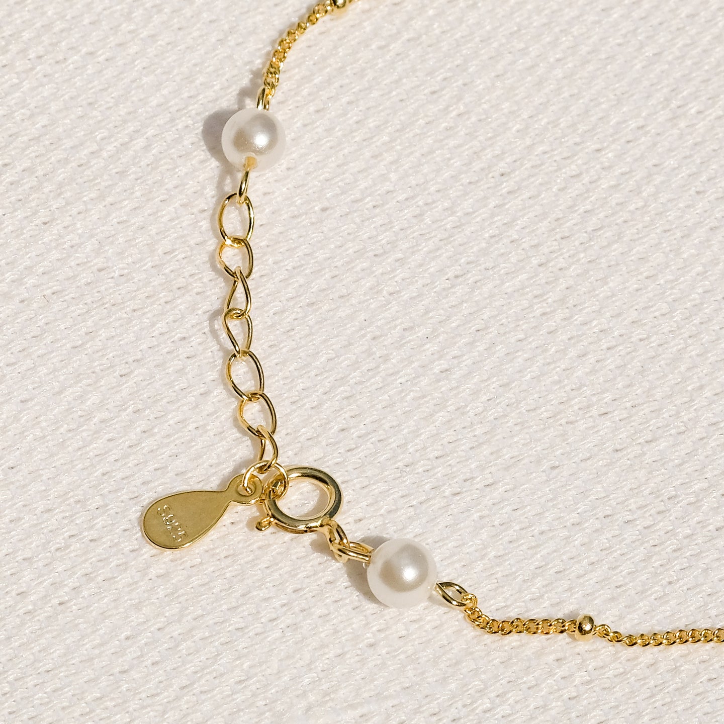 products/evan-pearl-bracelet-18k-gold-vermeil-2.jpg