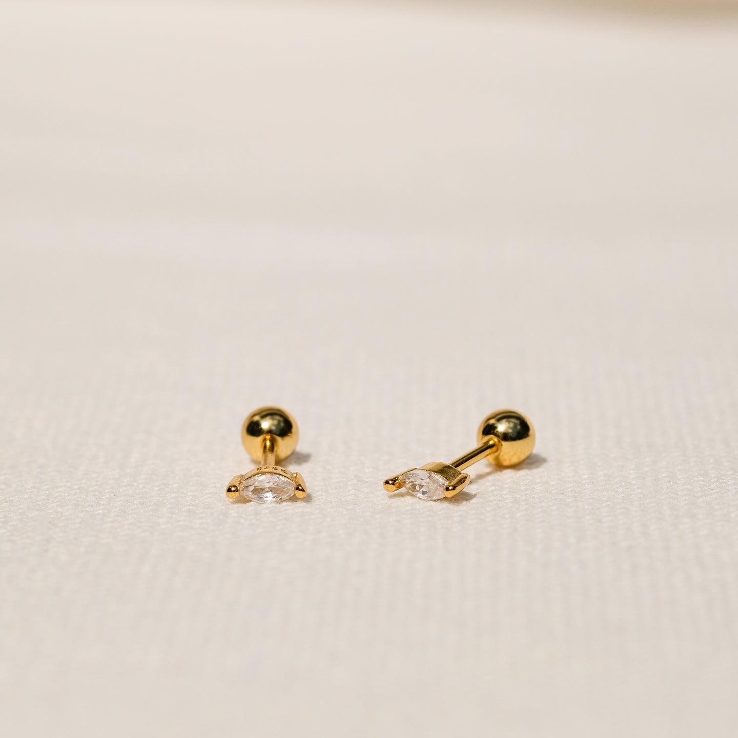 products/halu-cz-stud-earrings-18k-gold-vermeil-1.jpg