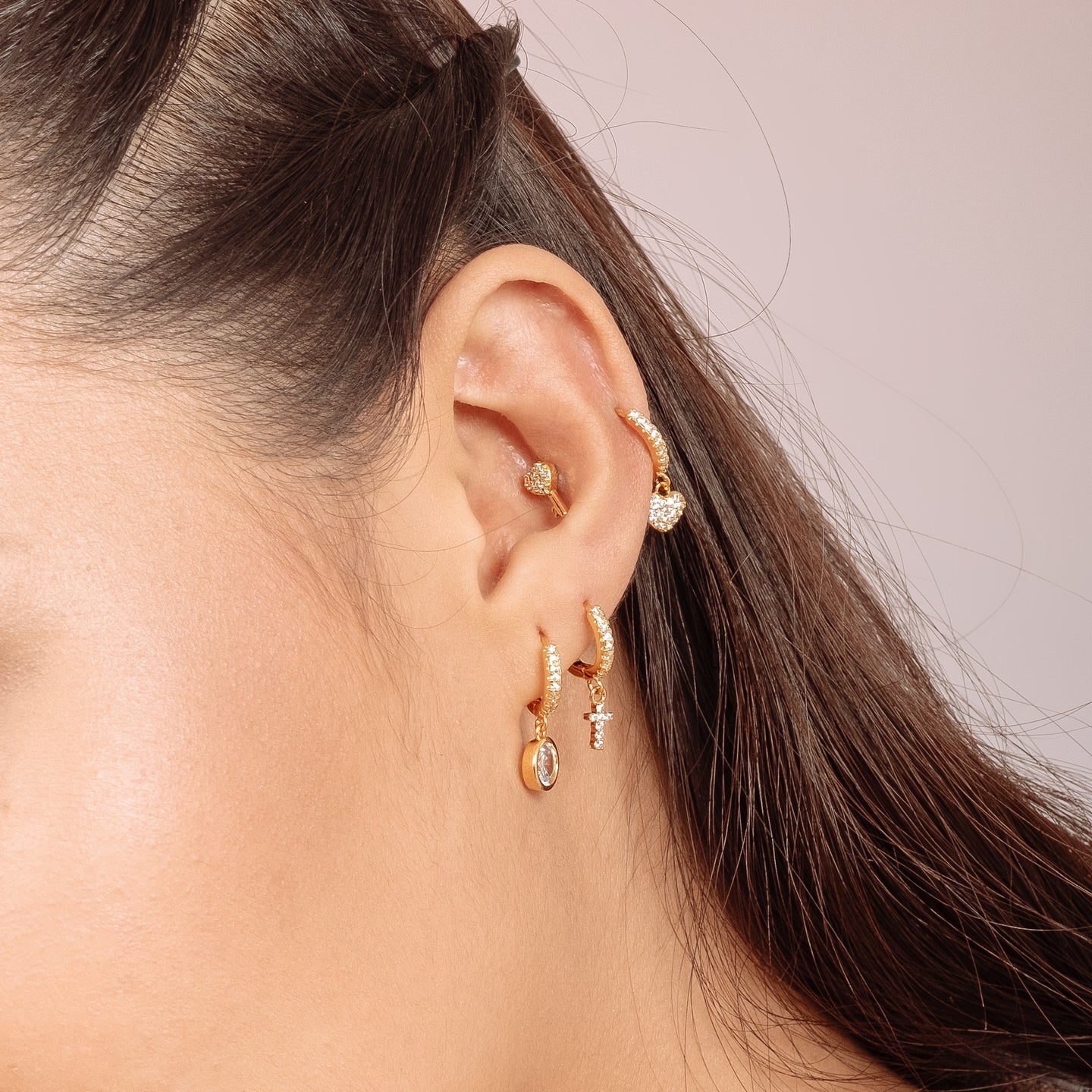 products/kaleb-cz-stud-earrings-18k-gold-stainless-steel-3.jpg