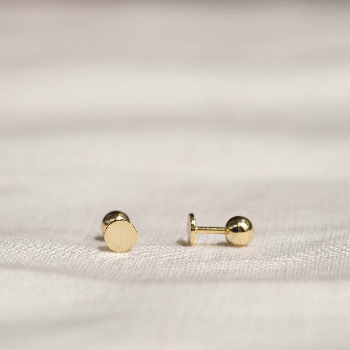 products/manda-18k-gold-vermeil-studs-1.jpg