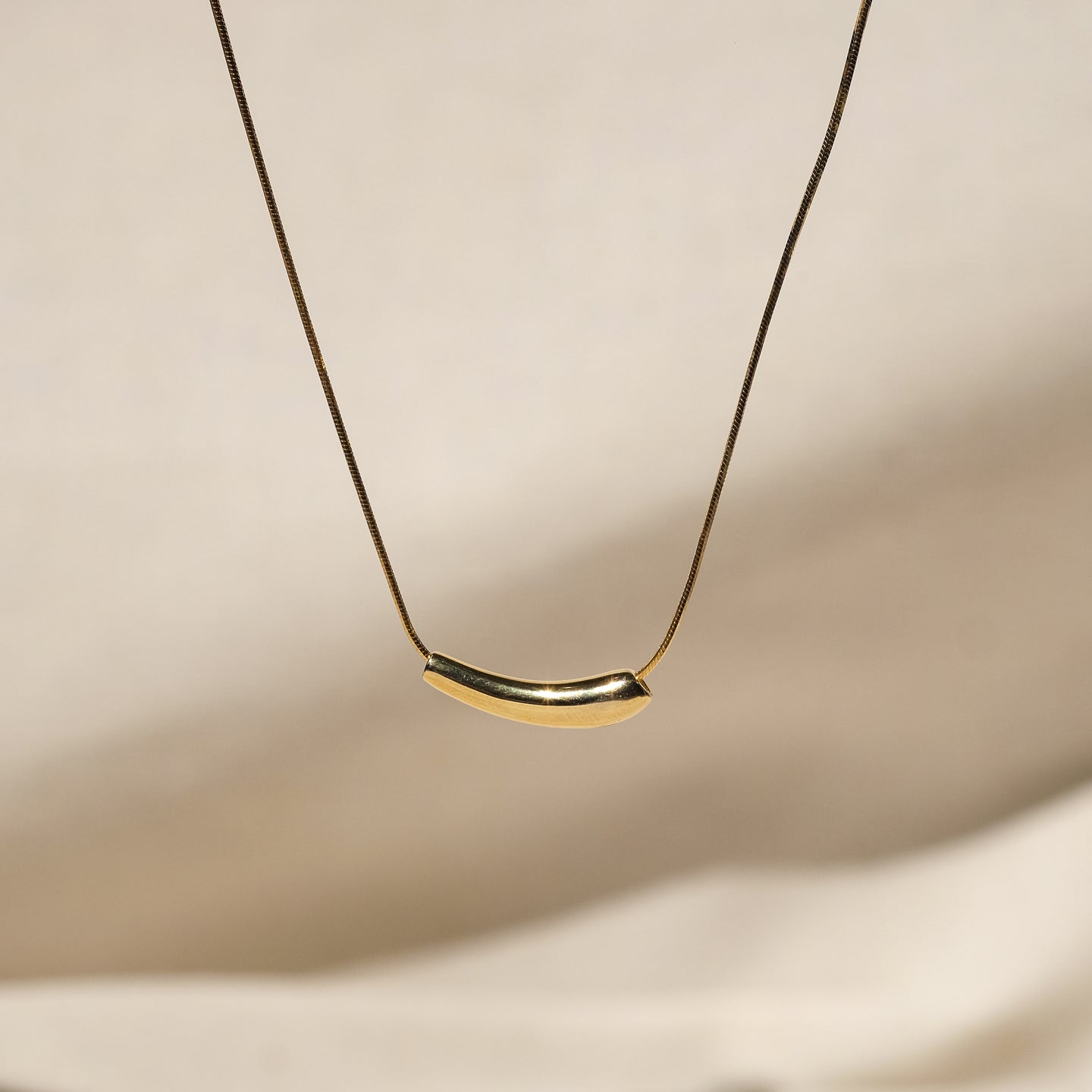 products/nilo-18k-gold-vermeil-necklace-1.jpg