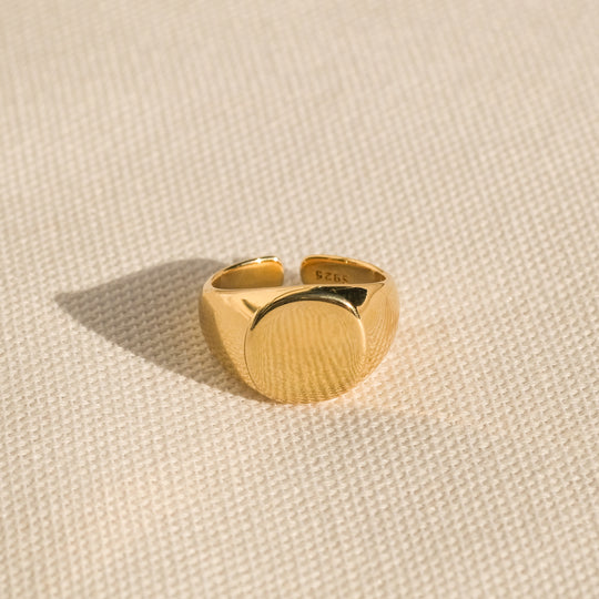 Ola Tiny Ring (18K Gold Vermeil)