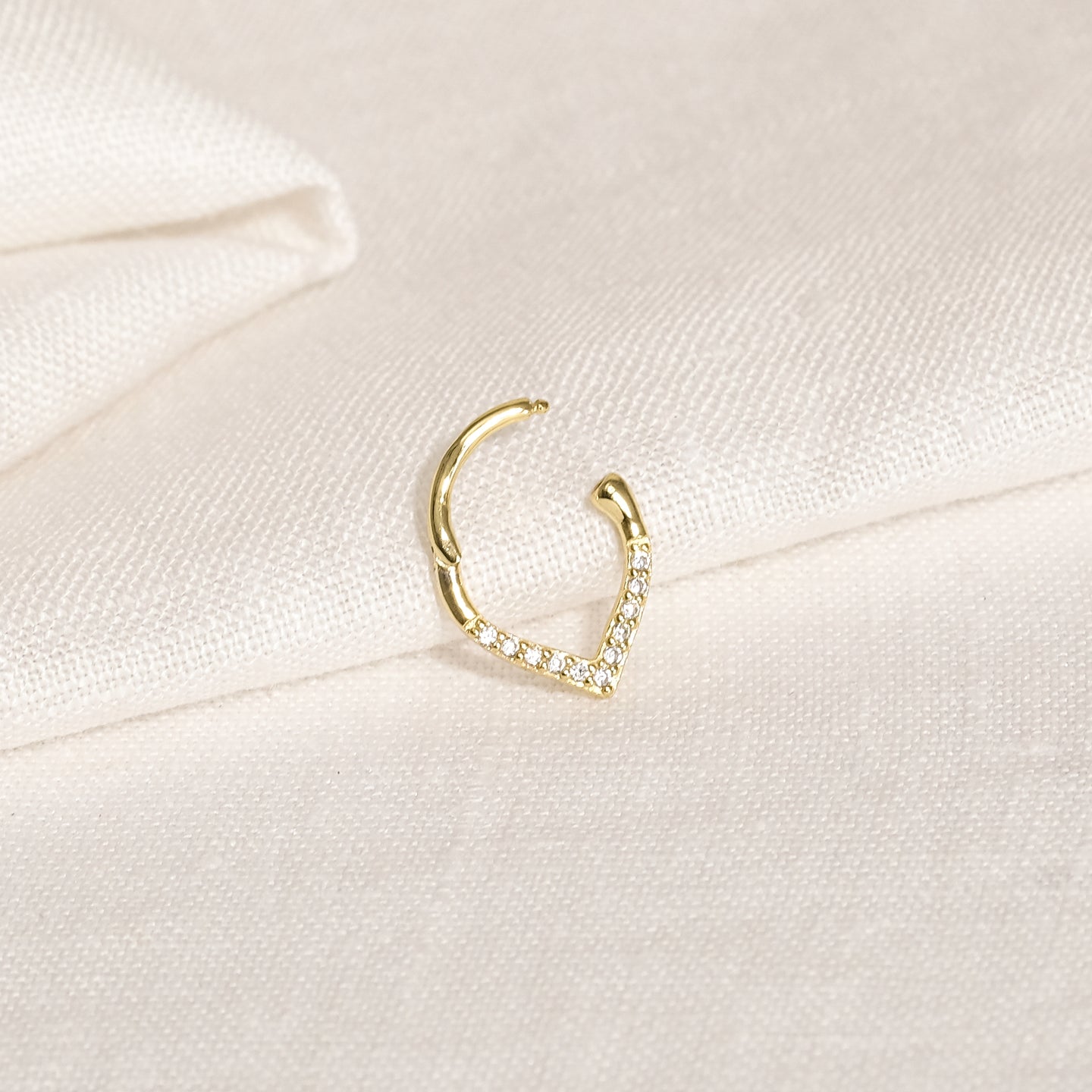 products/ovala-cz-piercing-earrings-18k-gold-vermeil-2.jpg