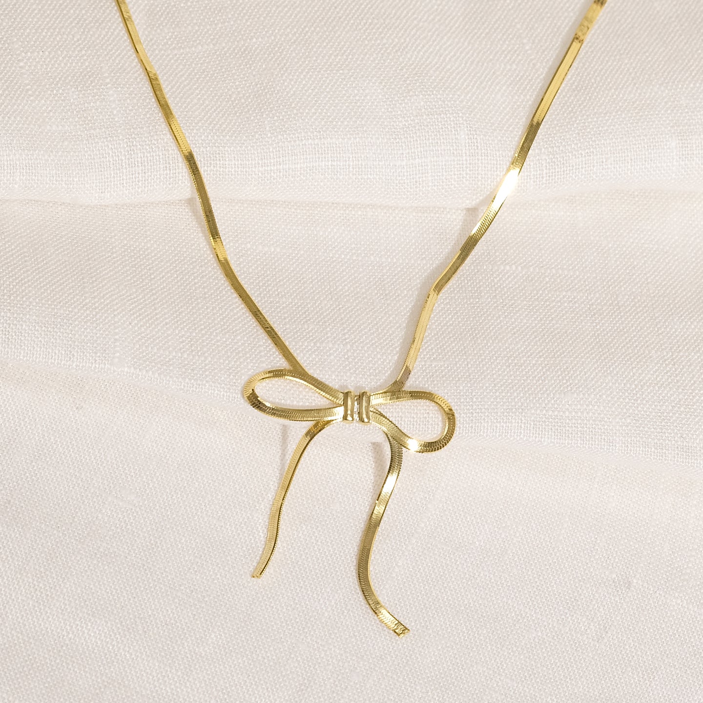 products/ribo-necklace-18k-gold-vermeil-1.jpg