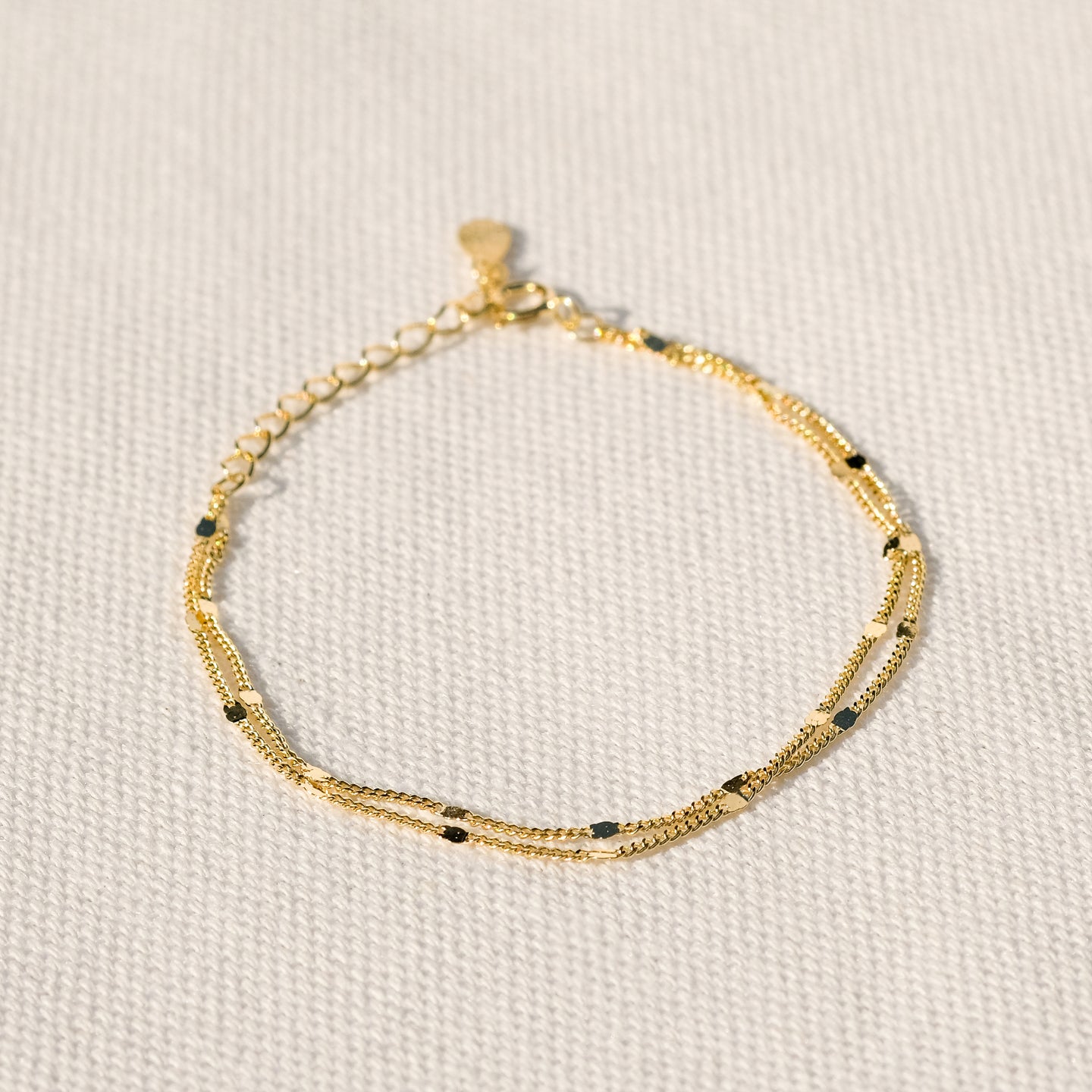 products/tony-bracelet-18k-gold-vermeil-1.jpg