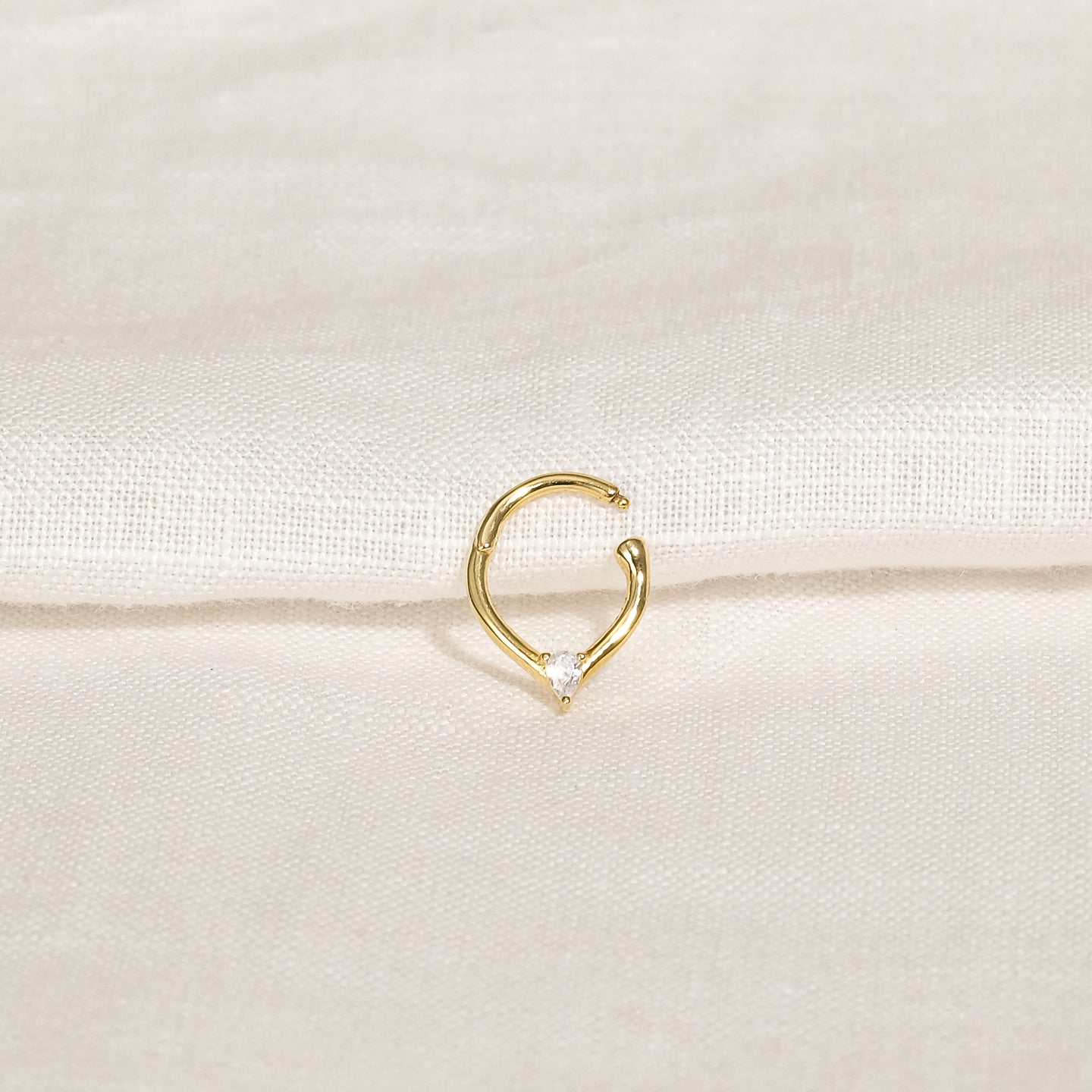 products/uni-cz-piercing-earrings-18k-gold-vermeil-2.jpg