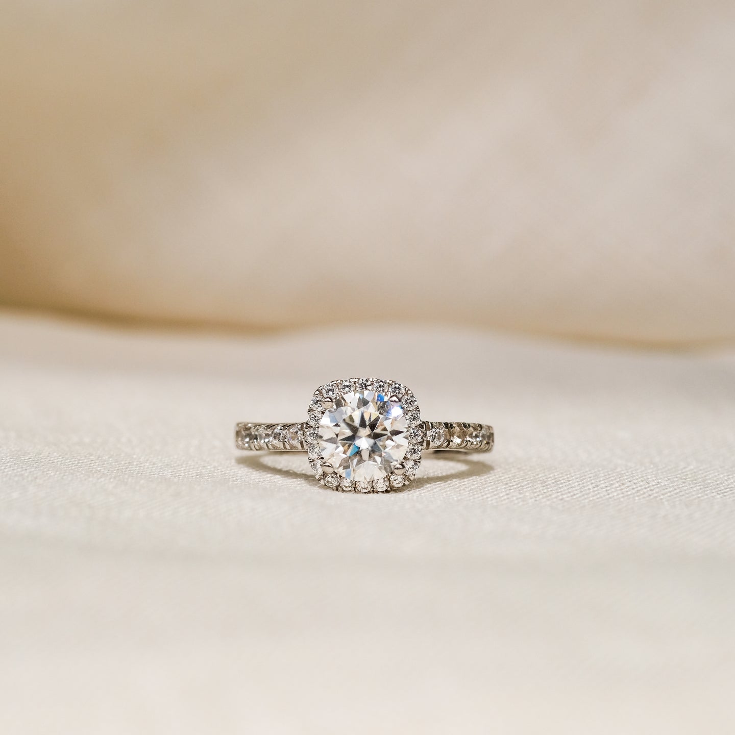 products/vicky-1ct-moissanite-ring-925-sterling-silver-1.jpg